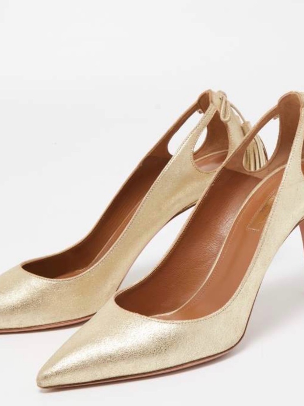 💛 Awuazzura Metallic Gold Pointed-Toe Pumps with tassel